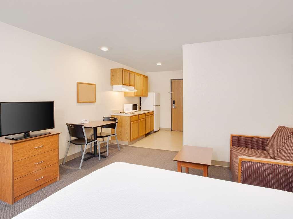 Extended Stay America Select Suites - Cleveland - 멘터 객실 사진