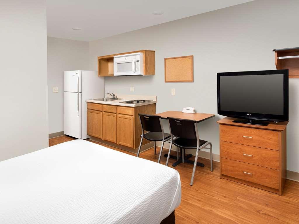 Extended Stay America Select Suites - Cleveland - 멘터 객실 사진