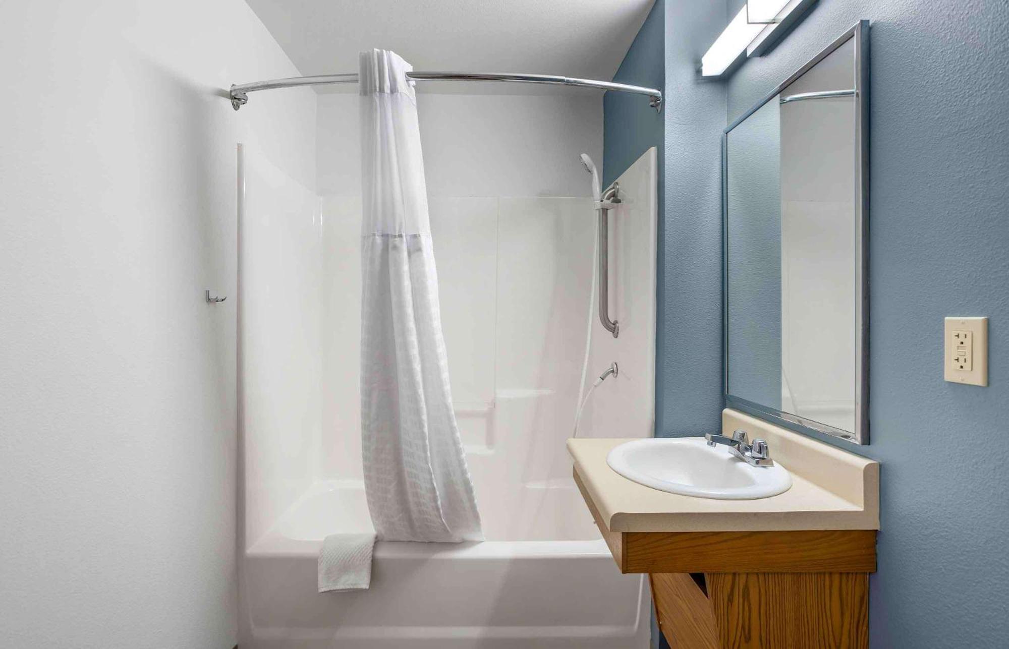 Extended Stay America Select Suites - Cleveland - 멘터 외부 사진