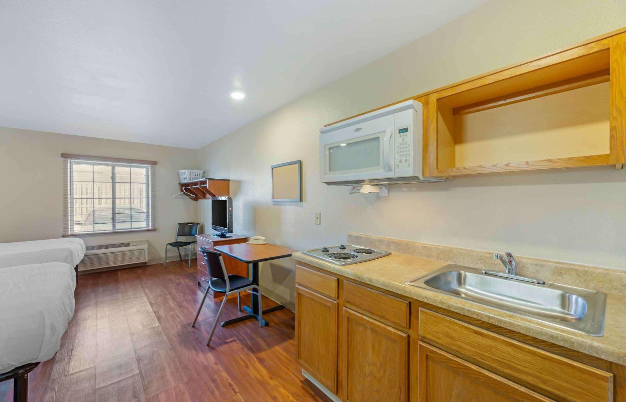 Extended Stay America Select Suites - Cleveland - 멘터 외부 사진