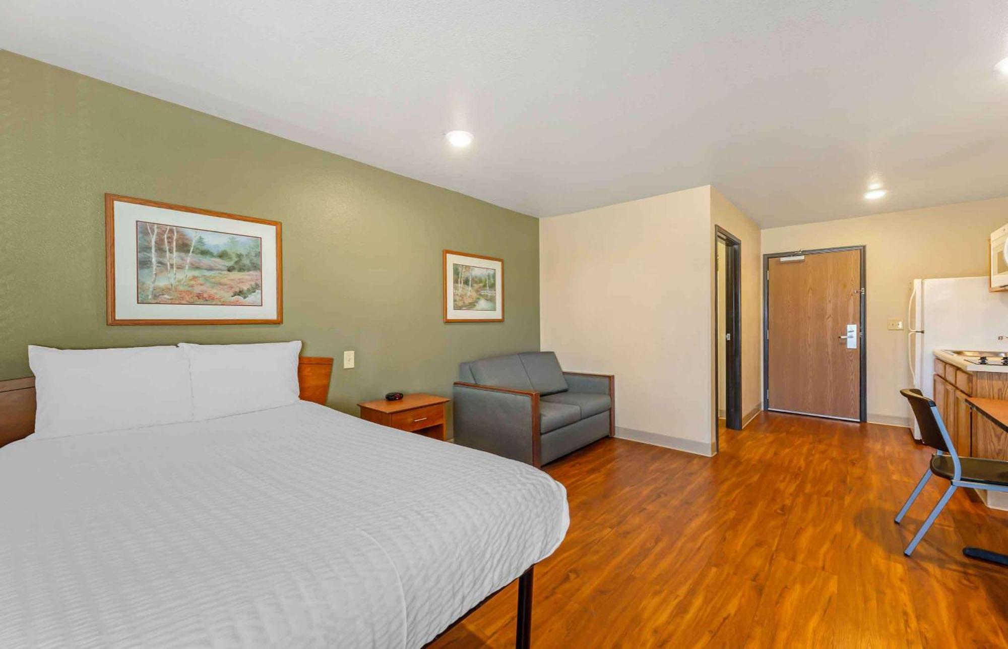 Extended Stay America Select Suites - Cleveland - 멘터 외부 사진
