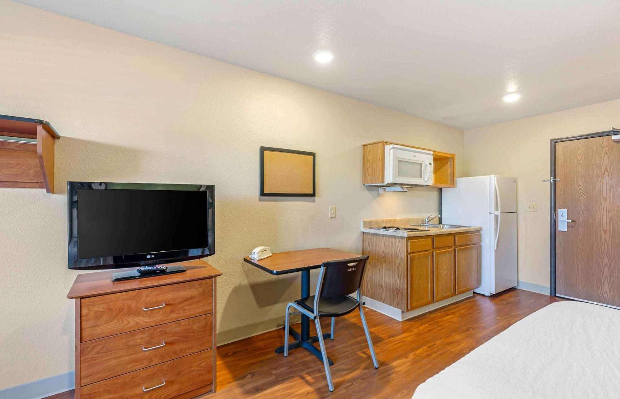 Extended Stay America Select Suites - Cleveland - 멘터 외부 사진