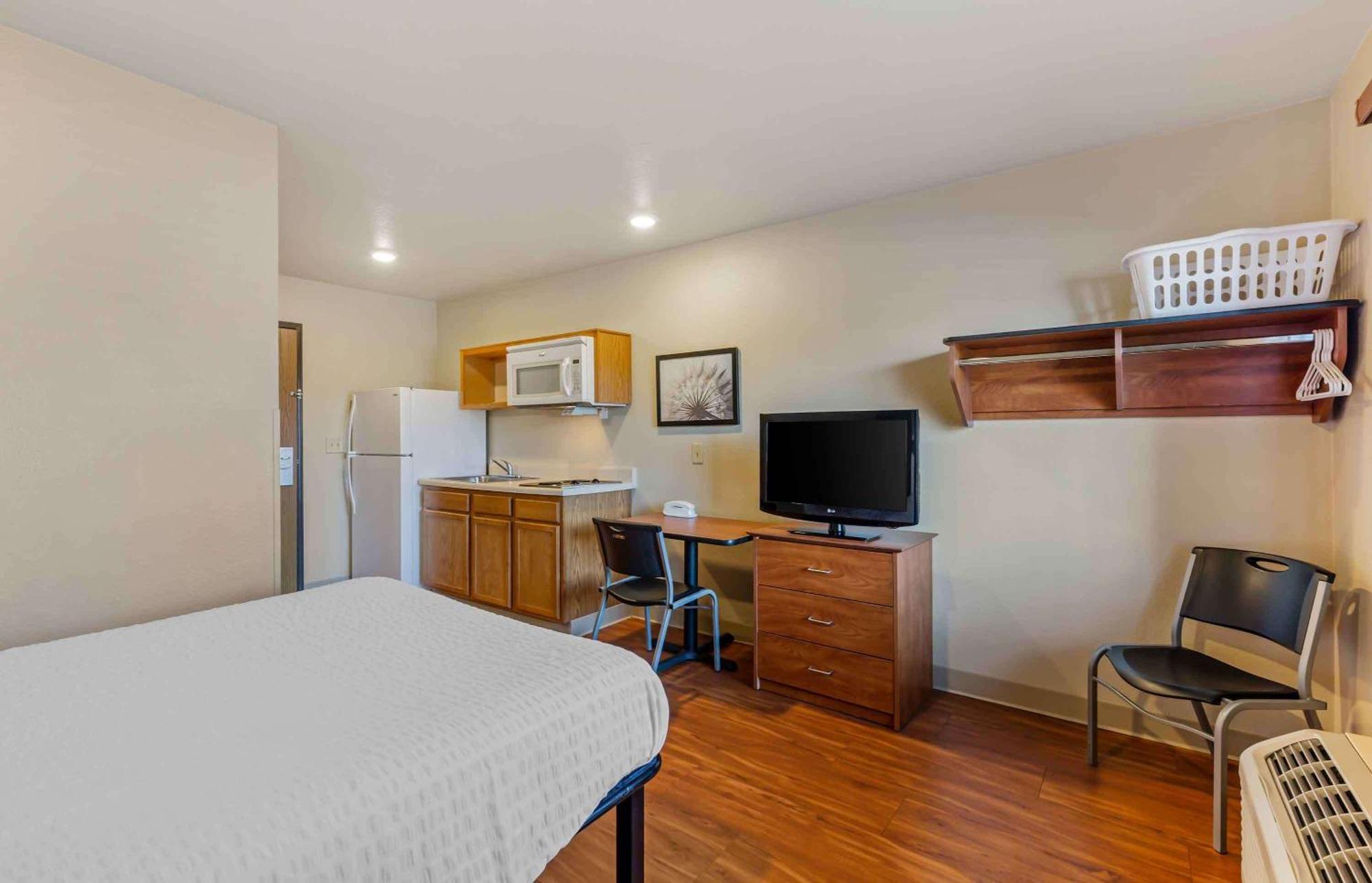 Extended Stay America Select Suites - Cleveland - 멘터 외부 사진