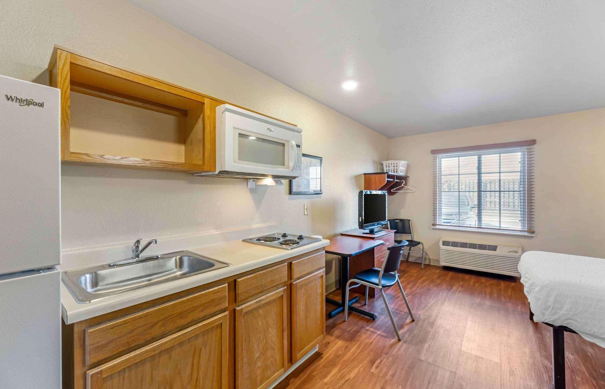Extended Stay America Select Suites - Cleveland - 멘터 외부 사진