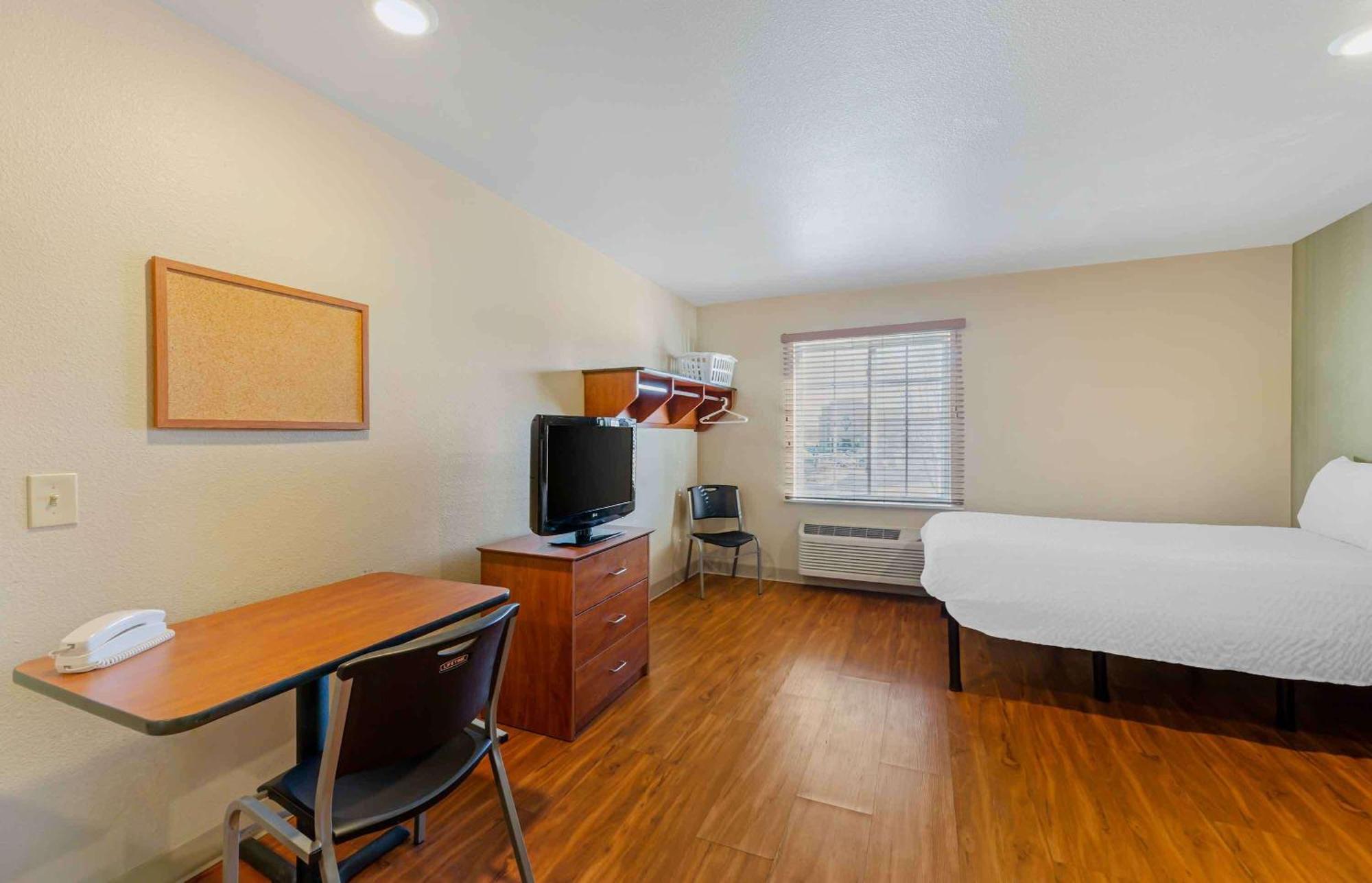 Extended Stay America Select Suites - Cleveland - 멘터 외부 사진